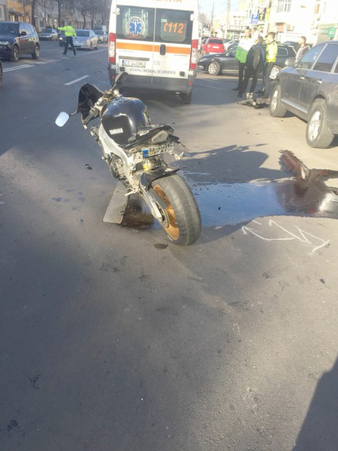 Motociclist rănit într-un accident rutier, în Constanţa!
