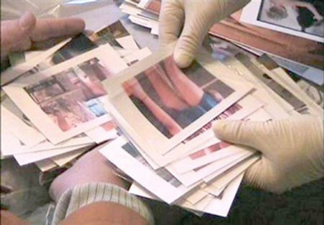 Bărbatul care şi-a şantajat fosta iubită cu imagini XXX a fost eliberat