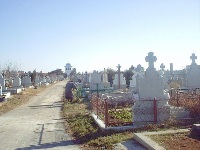 Vicepreşedintele CJC vrea să vadă contractele dintre administratorii cimitirelor şi Primăria Constanţa