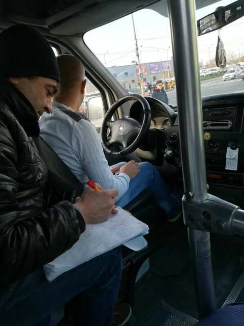 Transportatorii rutieri de persoane vor să oprească activitatea de joi; vor fi afectaţi 800.000-900.000 de pasageri