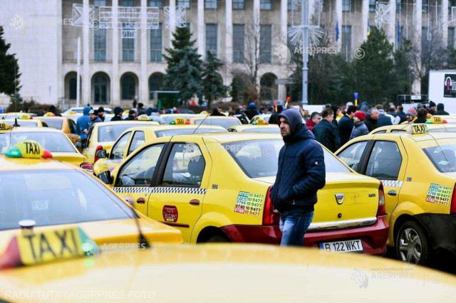 România a aprobat sistemul care le permite accesul străinilor în profesia de taximetrist
