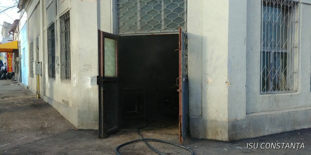 Incendiu la un atelier din municipiul Constanţa! VIDEO