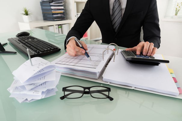 REVOLUŢIA fiscală intră în vigoare de la 1 ianuarie 2018. Reguli NOI pentru firme şi pentru cei care realizează venituri anul acesta