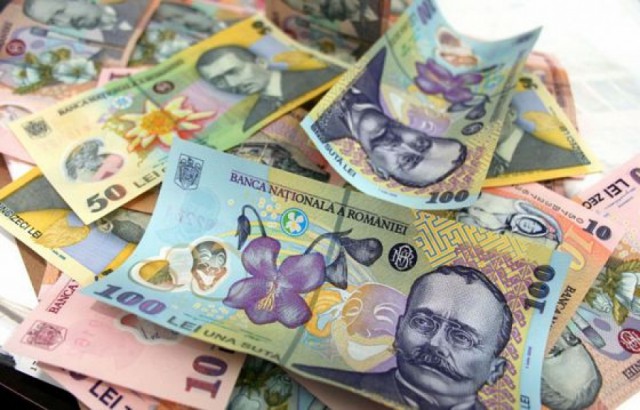 Moneda naţională a ajuns marţi la cea mai slabă cotaţie din istorie în raport cu euro