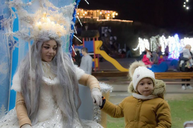 Sute de constănţeni în Tărâmul Magic, în prima zi a anului!