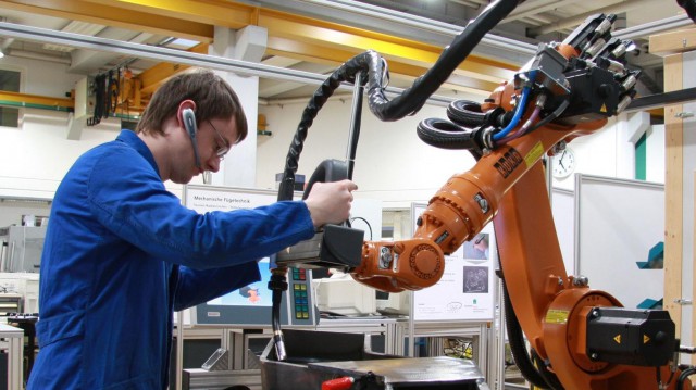 Preţurile producţiei industriale au crescut cu 6,1%, în septembrie 2025
