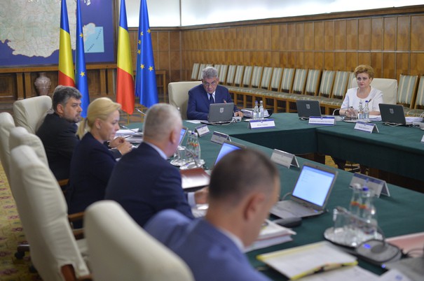 Decizie BOMBĂ luată pe șest de Guvernul Tudose! Aleșii vor primi DOUĂ pensii