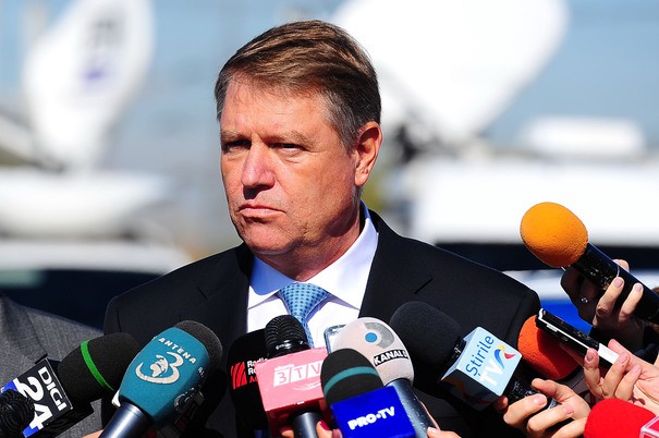 Iohannis a sesizat la CCR modificările aduse modului de numire a conducerii ANCOM