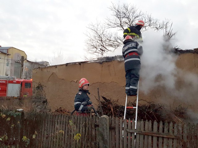 INCENDIU la o casă în Murighiol