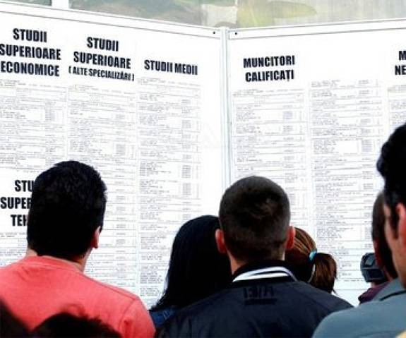 ANOFM: Peste 300.000 de persoane au fost angajate în anul 2017