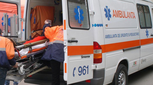 Val de accidente de muncă în Constanţa. Mai mulţi angajaţi au ajuns la spital