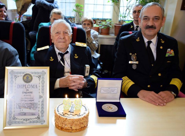 Contraamiralul (rtr) Mircea Caragea, sărbătorit la împlinirea venerabilei vârste de 99 de ani