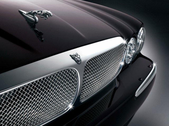 Jaguar, Chrysler şi Porsche, în topul din 2017 al înmatriculărilor de maşini exclusiviste, în România