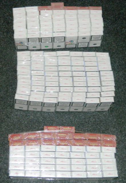 Razii în pieţele Tomis III, Brotăcei şi Abator: vizaţi contrabandiştii de ţigări