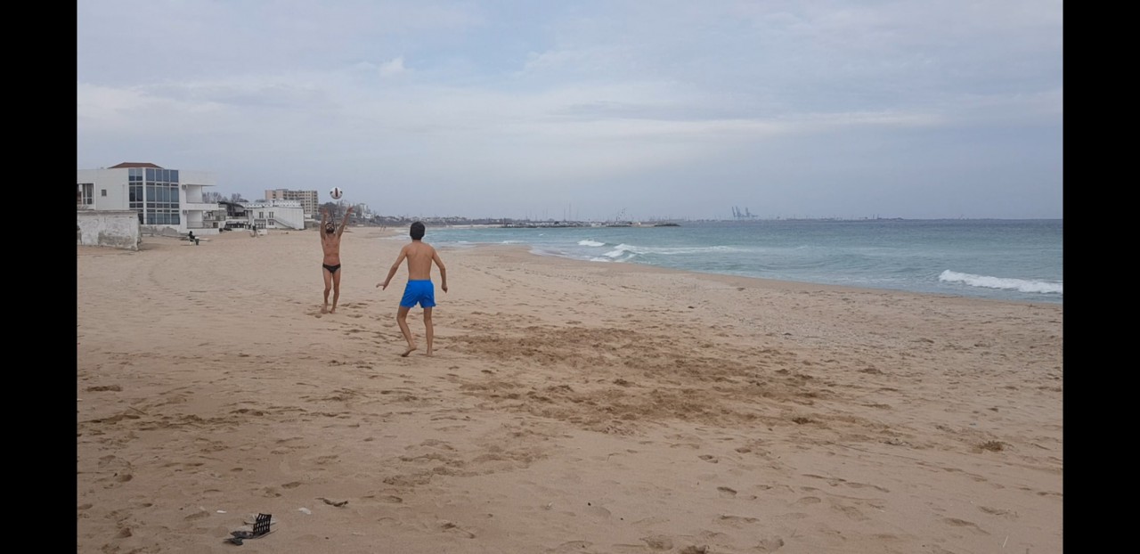 VIDEO! La plajă în luna februarie! Se întâmplă la Eforie