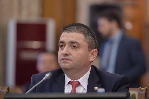 Ministerul Economiei: Nu există nici o intenţie de privatizare a Societăţii Naţionale a Apelor Minerale