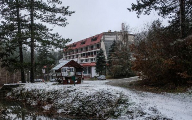 INS: Peste 5,2 miliarde de lei cheltuite de către turiştii nerezidenţi în structurile turistice din România, la 9 luni