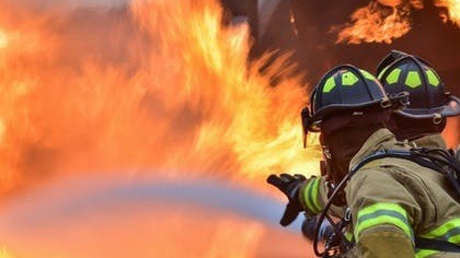 RĂZBUNARE la Constanța: au incendiat o fermă din pricina banilor!