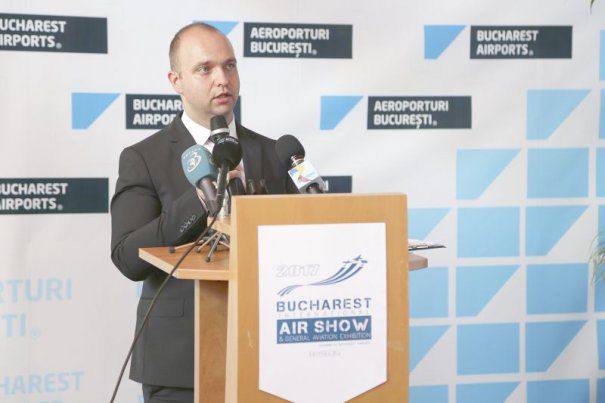 Directorul Companiei Naţionale Aeroporturi Bucureşti şi-a dat demisia