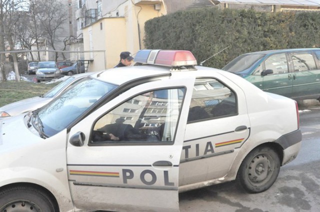 Începe judecata în cazul bărbatului care a iscat un scandal într-un bar cu păcănele