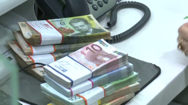 Creşterea ROBOR continuă; luni a ajuns la 2,06% la trei luni