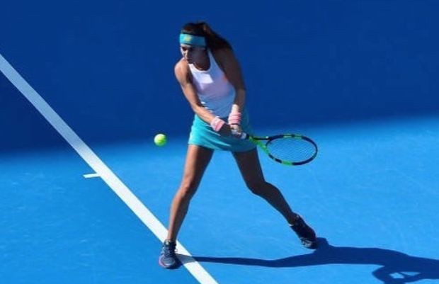 Elise Mertens (23 WTA) s-a calificat în sferturile turneului de la Praga, după o victorie cu C. Giorgi, scor 6-4, 6-2