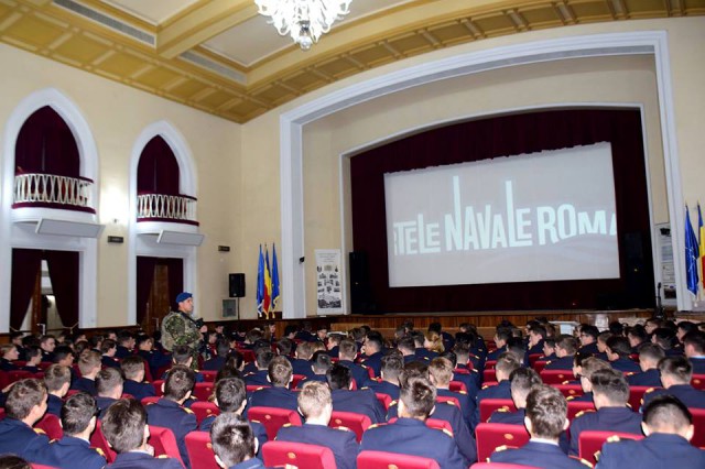 Forțele Navale promovează cariera militară în școlile din Suceava
