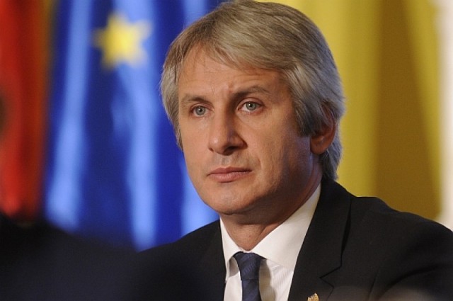 Contribuabilii cu venituri extra-salariale vor depune o singură declaraţie şi vor face o plată unică, la final de an