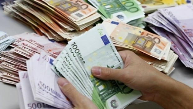 Leul s-a apreciat, vineri, în raport cu principalele valute; BNR a anunţat un curs de 4,6595 lei/euro