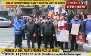 PROTEST în fața sediului DNA din Capitală