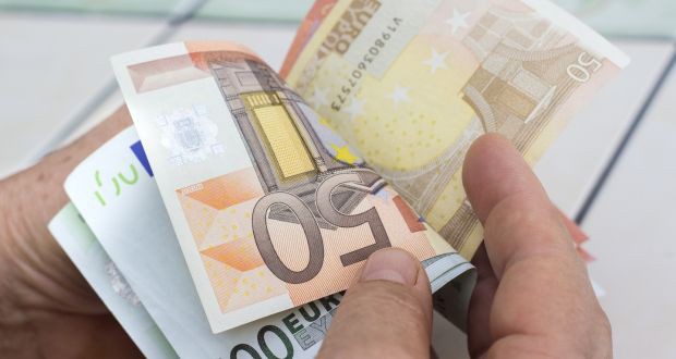 Inspecţia Muncii a aplicat amenzi de 800.000 euro pentru lucru fără forme legale