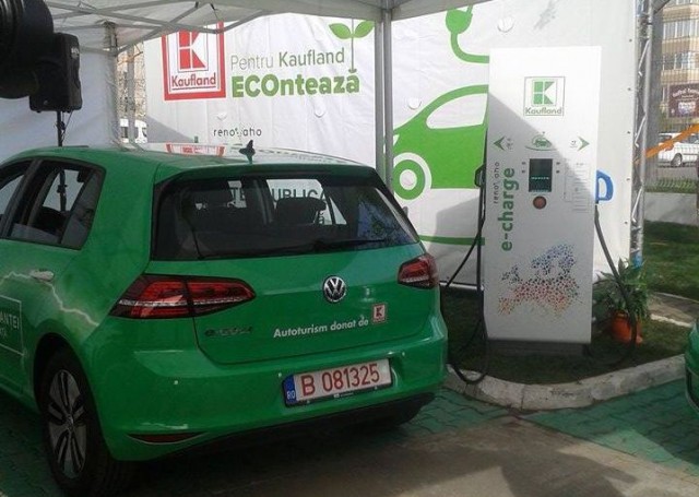Vânzările de autoturisme ecologice au crescut cu 65%, în T1. Ponderea în total piaţă a ajuns la 12,2%