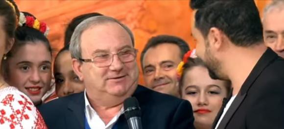 Un primar a cheltuit 100.000 de lei pe SMS-uri, din bani publici, ca să câștige un concurs la TV