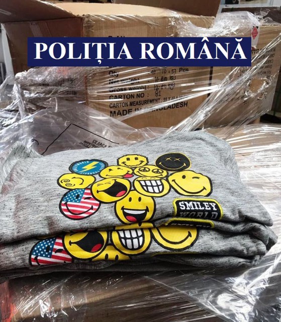 Marfă contrafăcută găsită într-un container, în portul Constanţa!