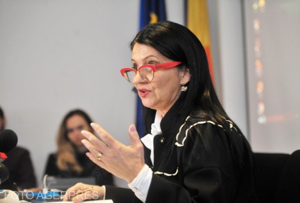 Sorina Pintea, despre posibilitatea menţinerii sporurilor în sănătate: Nu poate fi realitate; există un plafon şi trebuie să aplicăm legea