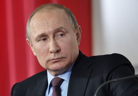 Rusia se retrage oficial din tratatul INF încheiat cu SUA în 1987