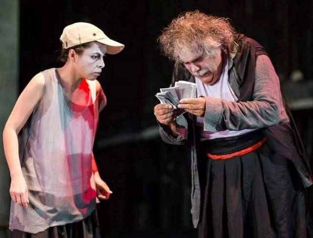 O dramă între două comedii, în weekend, la Teatrul de Stat Constanţa