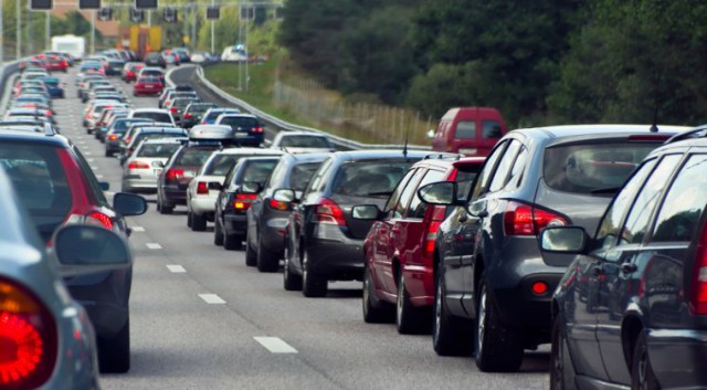 Peste 12.400 de vehicule noi, înmatriculate în România în februarie; creştere de 5,72% a înregistrărilor de autoturisme