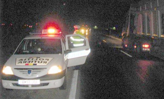 Maşină cu numere de Bulgaria, PERICOL în trafic! Un poliţist aflat în timpul liber a sunat la 112!