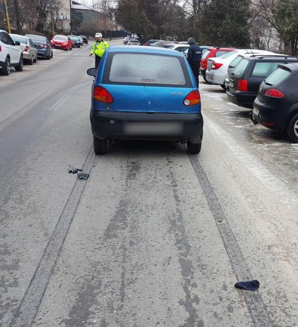 Fetiţă de 9 ani, lovită de maşină, în Tomis Nord