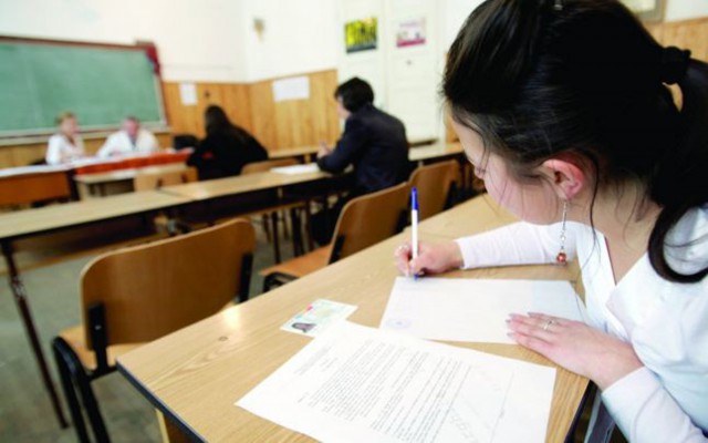 Peste 5.000 de elevi au participat la Simularea Evaluării Naționale, la Constanța. Vezi ce note au luat!