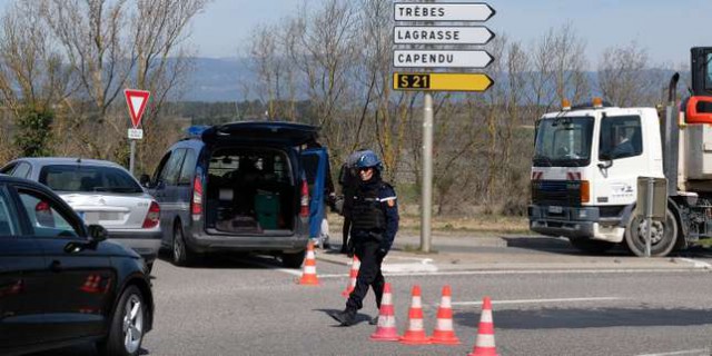 Luare de ostatici în Franţa! Autorul a fost împuşcat mortal