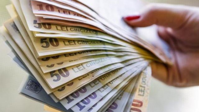 Investiţiile străine directe, în scădere cu 3,17%, în primele două luni din acest an
