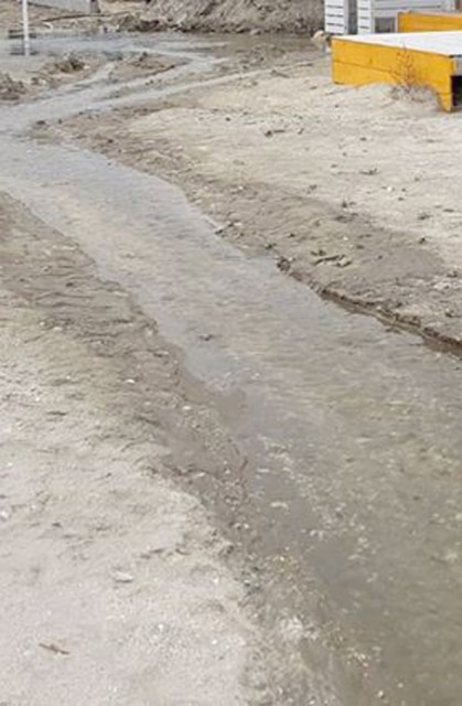 Nesimţire: În Mamaia Nord se deversează ape reziduale direct în mare