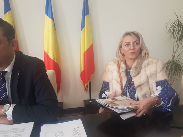 Nicoleta Bercaru propune intonarea Imnului Național și momente culturale la fiecare ședință de Consiliu Județean