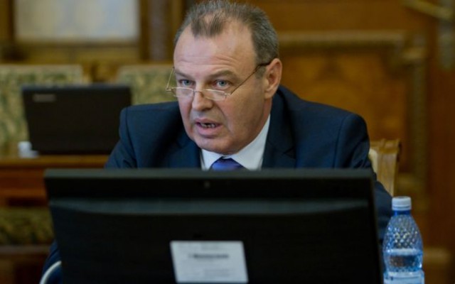 Şova: Este primul an în care există o perspectivă reală pentru TAROM de a reveni pe profit