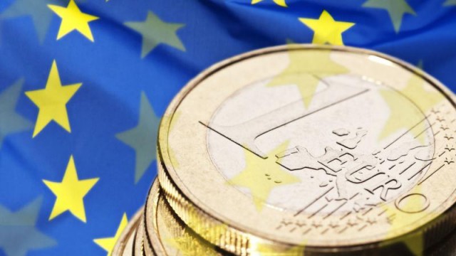 Fondurile europene atrase de România în primul deceniu de la aderare au dus la majorarea Produsului Intern Brut cu 13,6%