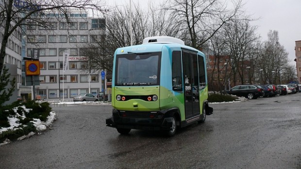 Cum arată primul autobuz fără şofer care ar putea circula în Suedia de anul viitor