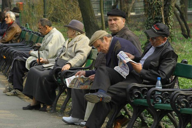 INS: 5,228 milioane pensionari în 2017; raportul pensionari-salariaţi: 5/10 în Bucureşti şi 17/10 în Teleorman