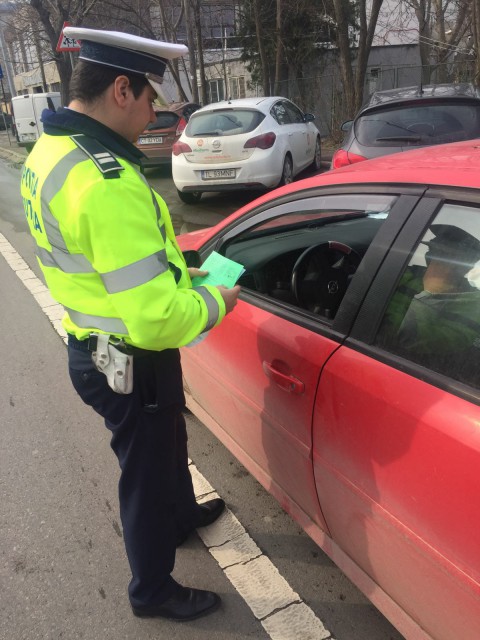 Un şofer din Constanţa a prezentat poliţiştilor un permis FALSIFICAT!